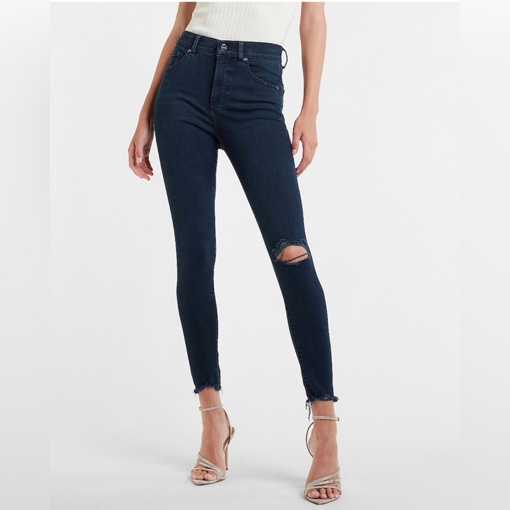 NWT High Waisted Dark Wash Ripped Raw Hem Supersoft Skinny Jeans